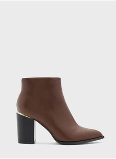 اشتري Gold Trim Block Heel Western Boot في الامارات