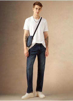 اشتري Men's Indigo Relaxed Fit Jeans - Timeless Wardrobe Staple في الامارات