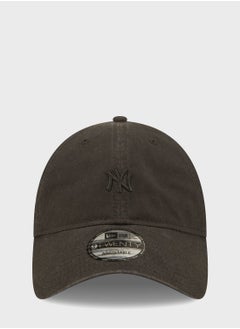 اشتري 9Twenty New York Yankees Cap في الامارات