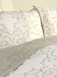 اشتري 3pcs 100% Reversible Cotton Quilt Set Grey Vines Suitable for Queen , King and Super King Size Bed في الامارات