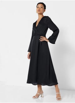 اشتري V-Neck Satin Maxi Dress في الامارات