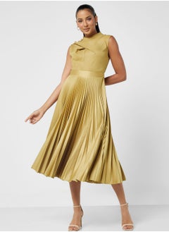 Buy Belt Detail Pleated Dress in Saudi Arabia