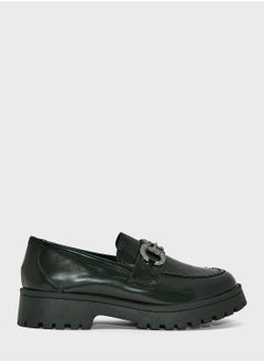 اشتري Jewel Buckle Chain Square Toe Loafer في الامارات