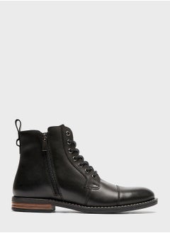 اشتري Formal Lace Up Boots في الامارات