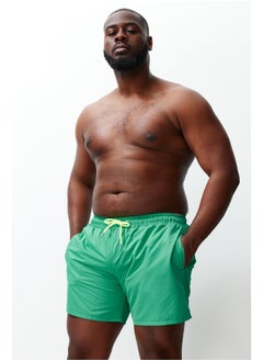 اشتري Green Plus Size Standard Fit Swim Shorts TMNSS24KD00000 في مصر