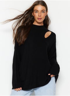 Buy Black Wide Fit Window/Cut Out Knitwear Sweater TWOAW24KZ00342 in Egypt