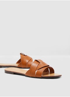 Buy Woven Design Flat Sandal in Saudi Arabia