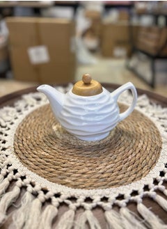 Buy Porcelain tea pot with a wooden lid, capacity of 1 liter in Egypt