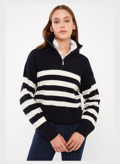 Buy Zip Neck Striped Sweatshirt in Saudi Arabia