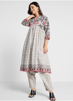 Buy Tiered Kurti & Pants Set in Saudi Arabia