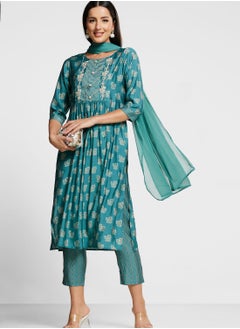 Buy Button Detail Embroidered Kurti & Pants Set in UAE