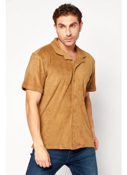 Buy Men Regular Fit Textured Short Sleeve Casual Shirt, Desert in UAE