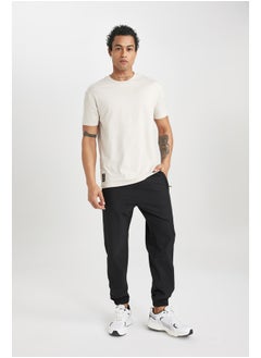 Buy Man Standart Fit Woven Jogger in Egypt