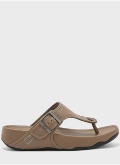 اشتري Trakk Ii Sandals في الامارات