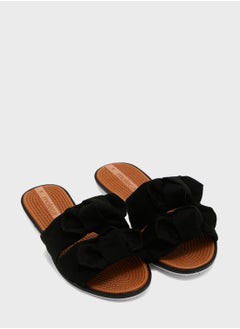 Buy Jadey Flat Sandals in Saudi Arabia