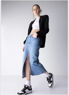 اشتري Woman Denim Skirt في السعودية