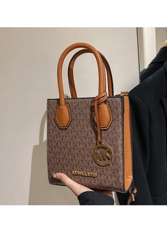 اشتري Michael Kors Fashionable Simple Printed Shoulder Bag Handbag 18*8*20cm في السعودية