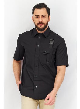 اشتري Men Loose Fit Solid Short Sleeves Casual Shirt, Pure Black في الامارات