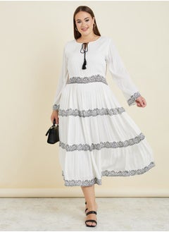 اشتري Plus Tie-Up Neck Printed Tiered Midi Dress في السعودية