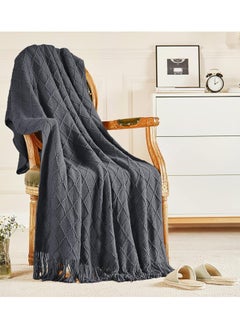 اشتري Knitted Throw Blankets, Cozy Lightweight Decorative Throw, Warm Woven Blanket with Tassels for Couch Sofa, Bed and Living Room, All Seasons for Women, Men and Kids (127x172cm, Dark Gray) في السعودية