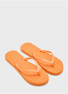 Buy Quilted Texture Flip Flop in Saudi Arabia