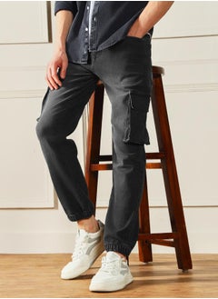 Buy Mid Rise Regular Fit Washed Cargo Jeans in Saudi Arabia