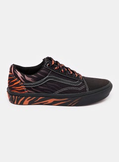 Buy UA Comfycush Old Skool Laced up Sneakers in Egypt