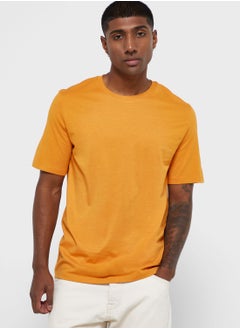 اشتري Essential Crew Neck T-Shirt في الامارات