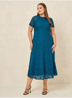 اشتري Plus Lace Insert A-Line Midi Dress في السعودية