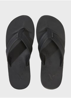 اشتري Striped Thong Flip Flop في السعودية