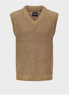 اشتري Essential V-Neck Knitted Sweater في السعودية