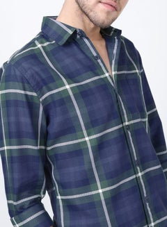 Buy Plaid Checked Slim Fit Shirt with Long Sleeves in Saudi Arabia