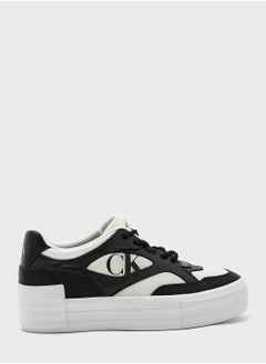 اشتري Bold Vulc Flatf Low Lace Mix Sneakers في الامارات