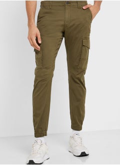 Buy Essential Cargo pants in UAE