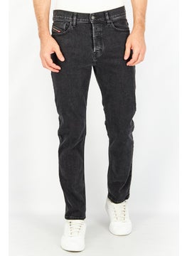 Buy Men Tapered Fit Wash Stretchable Denim, Black in UAE