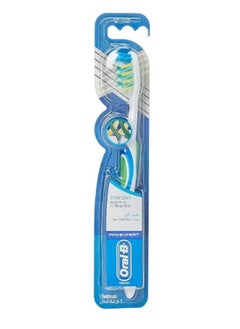 اشتري Oral B Pro Expert Plaque Remover Brush Multi Colors - Soft في السعودية