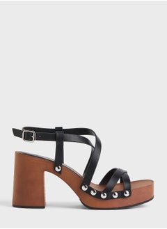 اشتري Block Heeled Sandals في السعودية