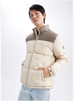 Buy Regular Fit Block Colour Puffer Jacket in UAE