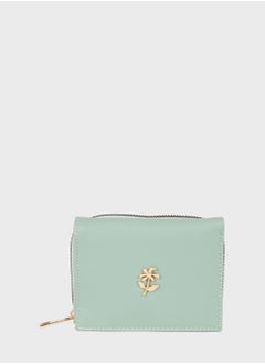 اشتري Woman Leather Wallet في الامارات