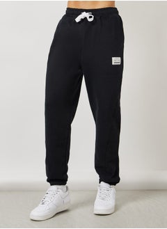 اشتري Patch Detail Joggers with Drawstring Closure في السعودية