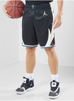 اشتري Milwaukee Bucks Statement Swingman Shorts في السعودية