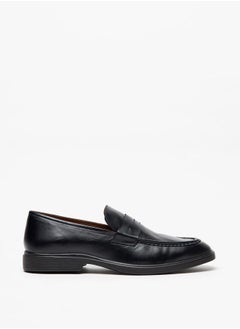 اشتري Men's Solid Slip-On Leather Loafers في الامارات