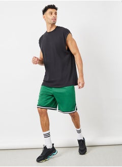 اشتري Mesh Woven Oversized Basketball Shorts في السعودية