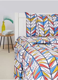 Buy 3-Piece Scalene Triangles Printed Design 180 TC Poly Cotton Single Comforter Set in UAE