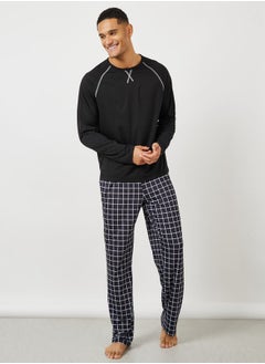 Buy Contrast Stitch T-Shirt & Checked Pyjama Set in Saudi Arabia