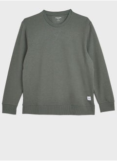 اشتري Essential Sweatshirt في الامارات