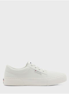 Buy Casual Low Top Sneakers in Saudi Arabia