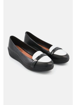 اشتري Women Slip On Casual Shoes, Black/Silver في الامارات