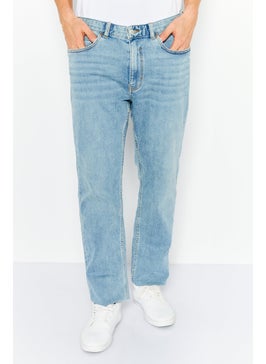 Buy Men Straight Fit Washed Stretchable Jeans, Light Blue in Saudi Arabia