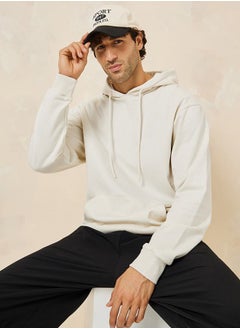 اشتري Relaxed Fit Fleece Hoodie with Kangaroo Pocket في السعودية